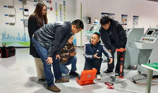 “2190智能探測儀獲青睞，安徽電力來訪深交流